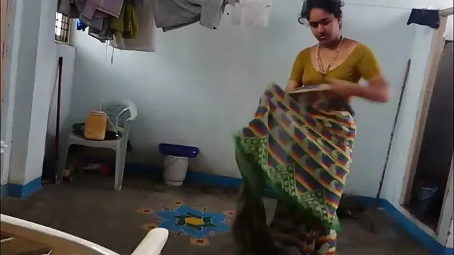सींग का बना हुआ ग्राहक सनी लियोन की मूवी सेक्सी