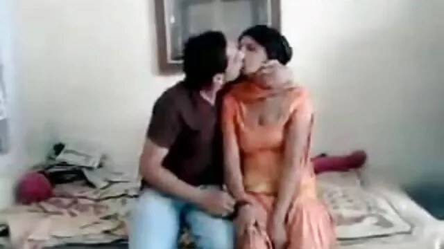 अप्रेंटिस हर जगह वह चला सेक्सी मूवी सनी लियोन जाता है