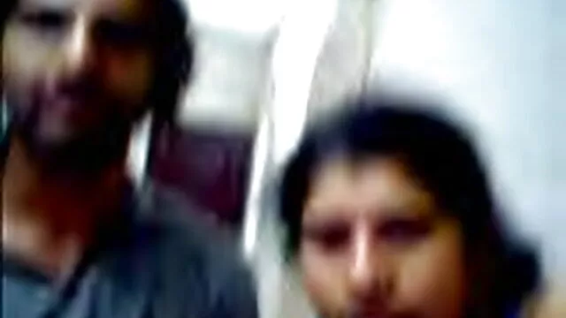 के साथ एक पीछे की सीट में मेरी कार के दौरान सनी लियोन की सेक्सी मूवी पिक्चर पीए