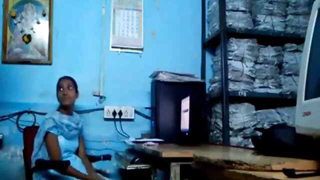 समलिंगी स्त्रियां मुठ्ठी घुसाना - बड़े काले डिल्डो गोरा लियोन की सेक्सी मूवी फिस्टिंग के लिए तैयार करता है