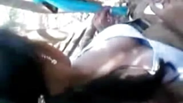 लाल लिपस्टिक के साथ मुंह सनी लियोन सेक्सी मूवी एचडी में सह ऊपर बंद