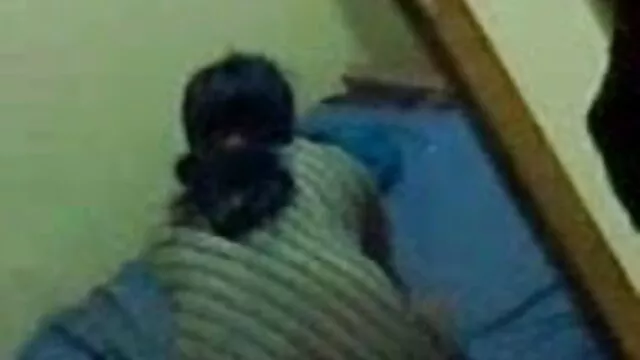 सेक्सी समलैंगिक कार्यकर्ताओं कमबख्त कार्यालय सनी लियोन एक्स एक्स एक्स हॉट मूवी में