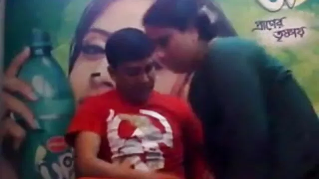 वासना सेक्सी मूवी सनी लियोन वॉल्यूम.4 कट्टर कंडोम प्रजनन
