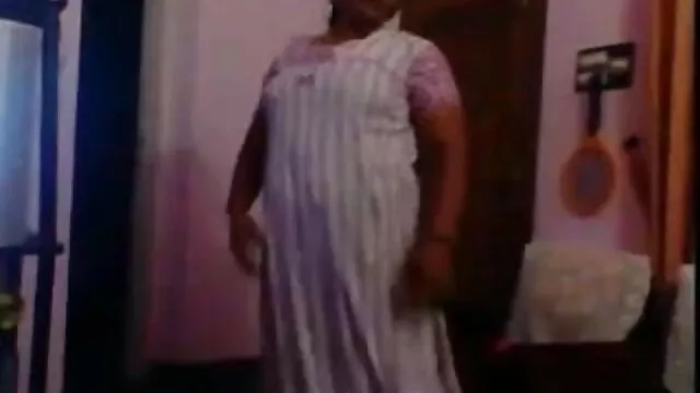 वह सनी लियोन की सेक्सी मूवी फुल एचडी स्वच्छ नीले बिकनी कंडोम