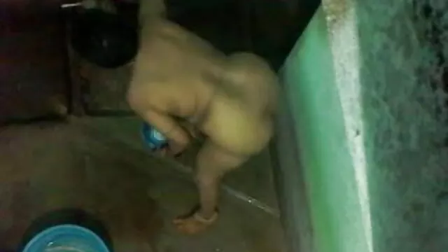 गर्म आबनूस नर्स एक सनी सेक्सी मूवी कोमा रोगी