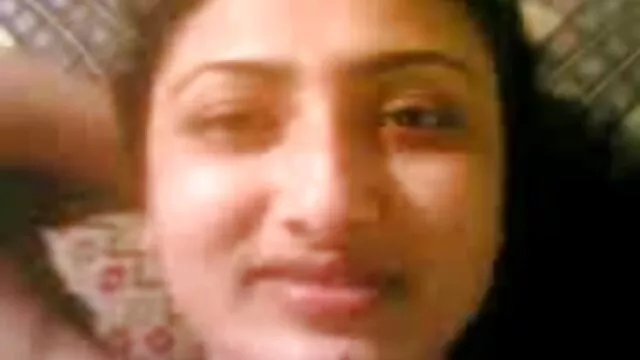 एक बड़ा लियोन सेक्सी मूवी काला डिक के साथ पहली बार के लिए 18 साल!