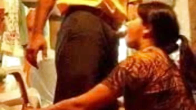 सींग का बना लड़की नाटकों के साथ सनी लियोन सेक्सी फुल मूवी विशाल डिल्डो