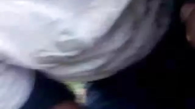 वैल और थोर एक फ्रिसबी सनी लियोन की सेक्सी मूवी वीडियो फेंक