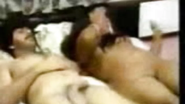 सीधे समुद्र तट एक दूसरे सनी लियोन सेक्सी एचडी मूवी कमबख्त