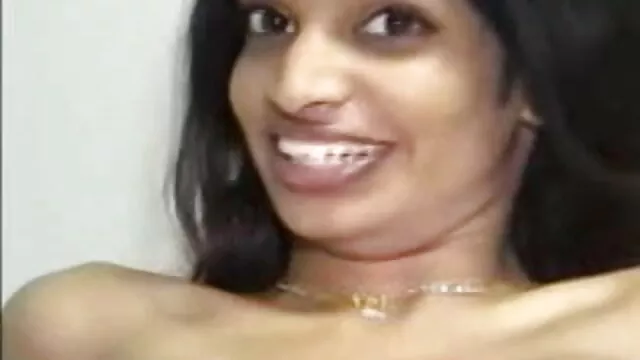 उसे भूख सनी लियोन की नंगी सेक्सी मूवी छेद में मुश्किल मुर्गा लेता है