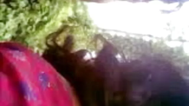 बालों वाली स्लिम किशोर झाग सनी लियोन एक्स एक्स एक्स हॉट मूवी के लिए कुछ कुछ भी नहीं