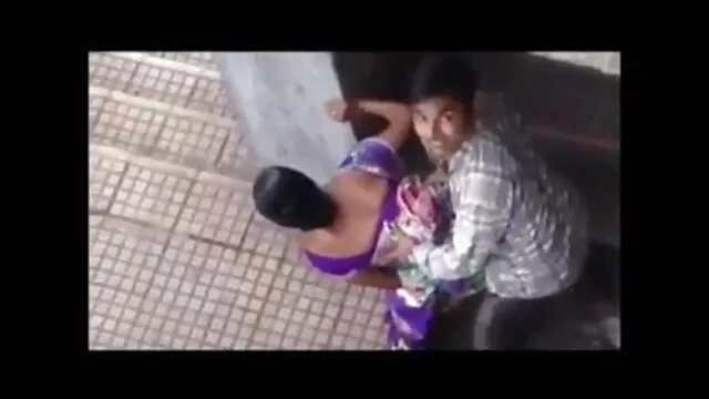 गर्मियों सनी लियोन की सेक्सी मूवी फुल एचडी वीडियो में लात के साथ कदम माँ