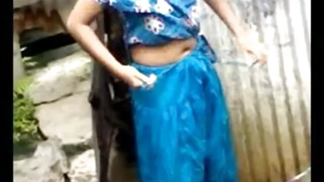 Busty सनी लियोन की फुल सेक्सी मूवी !