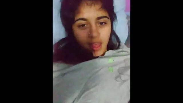 टेलर और तोरी के साथ सनी लियॉन की सेक्सी मूवी बेडरूम मज़ा