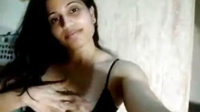 सेक्सी उसे सनी लियोन की सेक्सी वीडियो मूवी जंगली पक्ष से पता चलता है