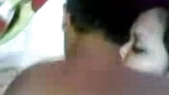 चूत में घुसेड़ना-पहला दृश्य के लिए उत्सुक बीवर सेक्सी मूवी सनी लियॉन भरी