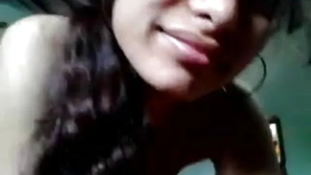 सेक्सी एशियाई लड़की सनी लियोन की सेक्सी हिंदी मूवी संकलन