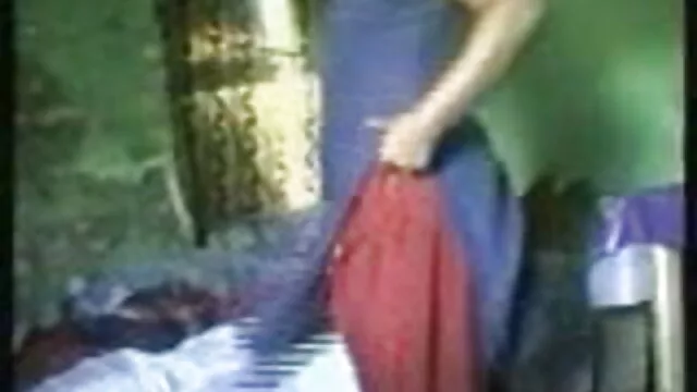 पेशी और छेदा सनी लियोन की हिंदी सेक्सी मूवी स्टड जॉन शक्तियों